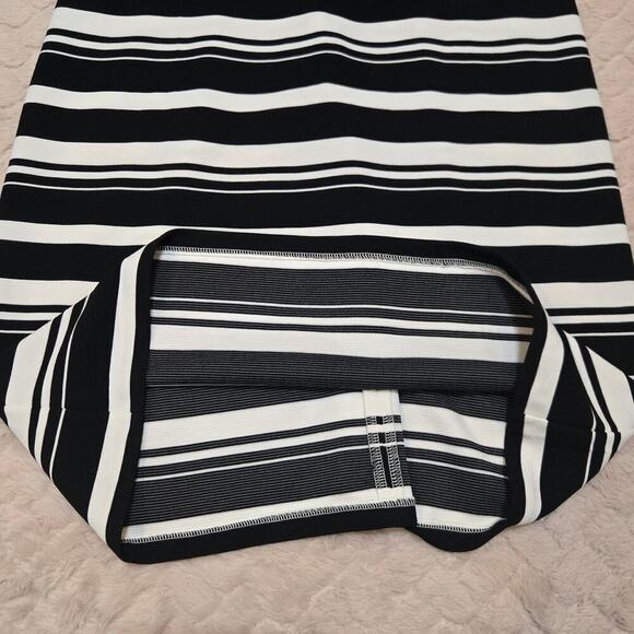 Ann Taylor Factory Petite Black & White Striped Sleeveless Dress, Size 12P - Picture 5 of 8